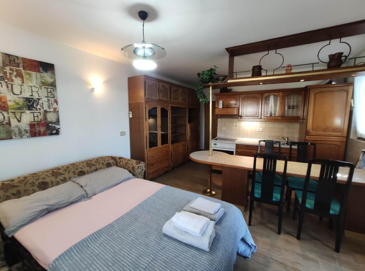 Cute Corner Apartment Koper Bagian luar foto