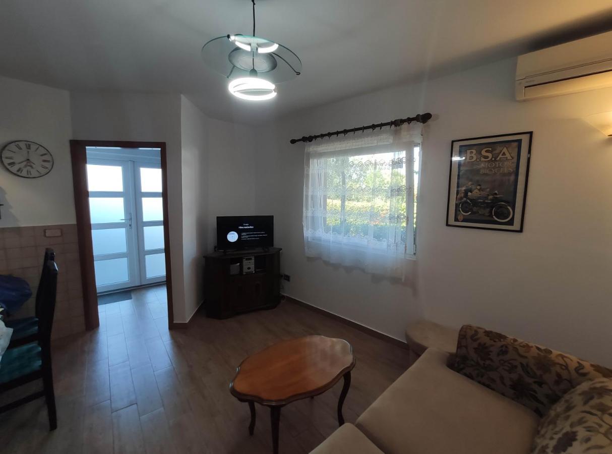 Cute Corner Apartment Koper Bagian luar foto
