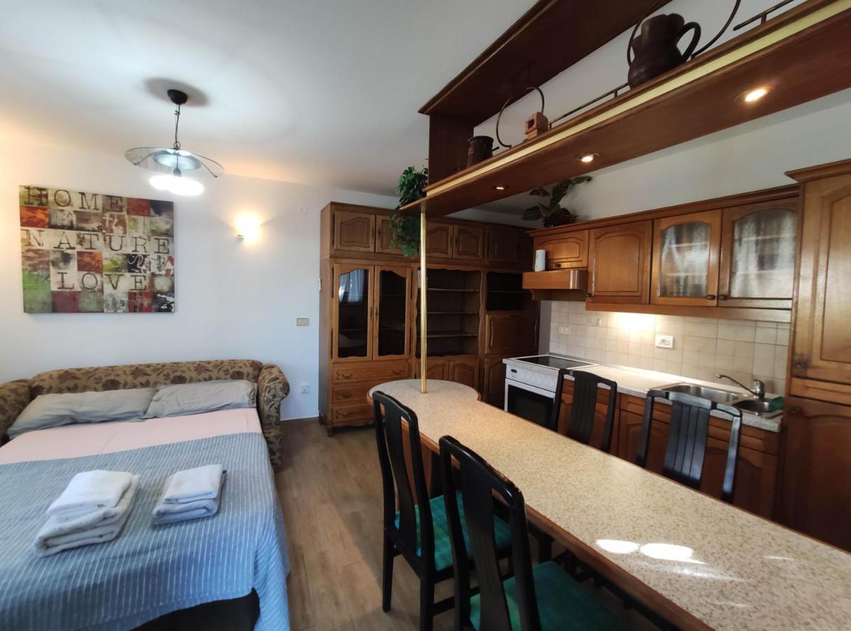 Cute Corner Apartment Koper Bagian luar foto